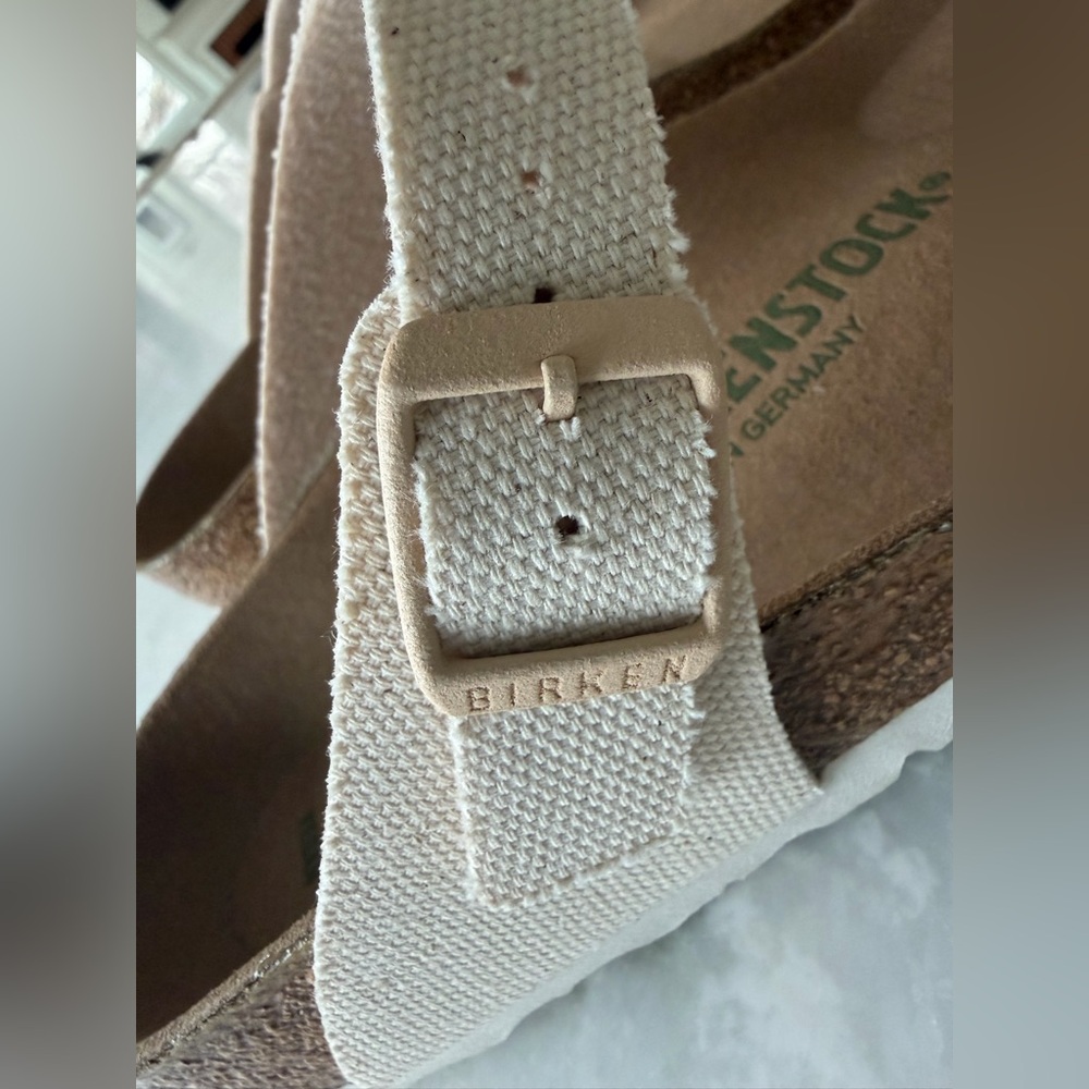 Birkenstock | Vegan Gizeh Canvas Eggshell Sandals | 39 | NWT - Picture 6 of 10